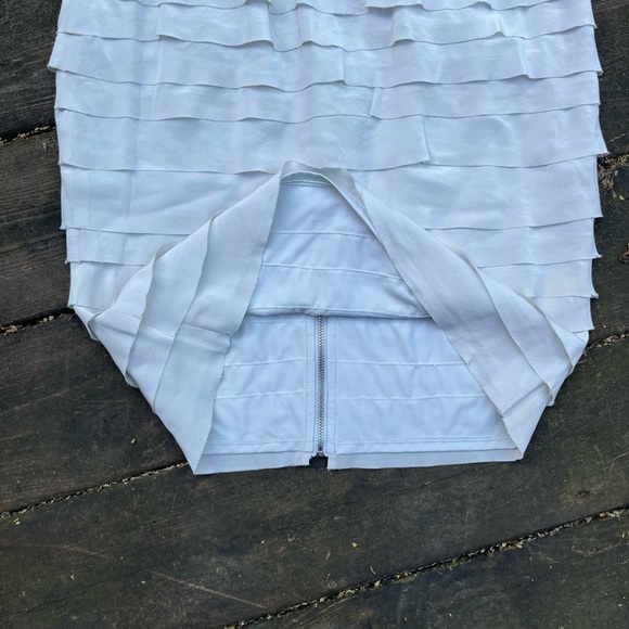 BCBGMaxAzria Moonlight Chiffon Tiered Mini w Black Elastic Waist Trim NWT - Picture 4 of 12